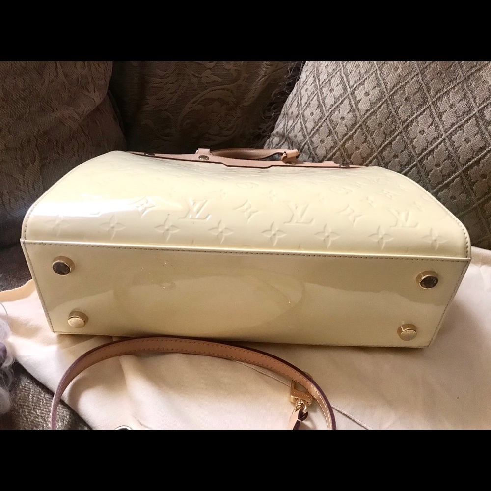 🎄GORGEOUS ♥️              Temporary Sale Price 🎄Authentic Louis Vuitton Bag - Picture 6 of 10